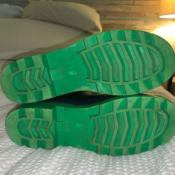 Dirty Laundry Rain Boots - Picture 4 of 4